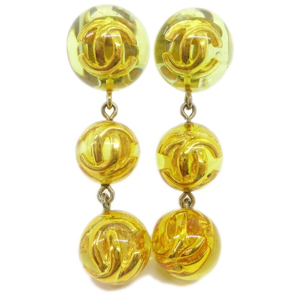 Authenticity Guaranteed CHANEL CC Logos Shaking Earrings Clip-On Gold-Tone 25 - Picture 1 of 4